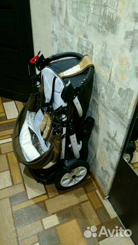 Коляска прогулочная