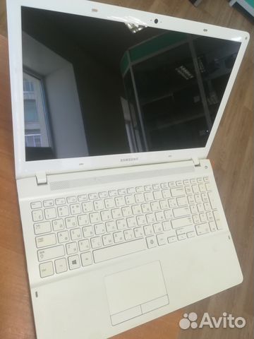 84742242400 Ноутбук SAMSUNG 15.6 стильный и быстрый / Core i3