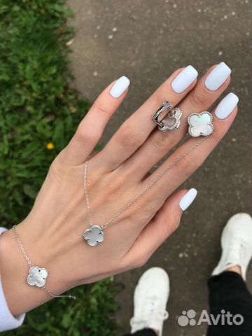 Серьги, кулон, кольцо, браслет Серьги, кулон, кольцо, браслет