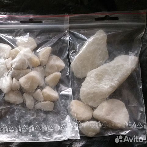 Белая мраморная крошка, галька, гравий, купершлак
