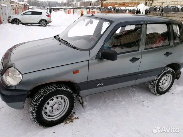 Нива шевроле курская. Нива шевроле курск. Шевроле нива 2011 года. Нива шевроле курская. Шевроле нива 2003 серебристый.