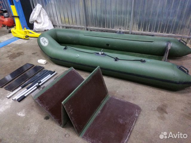 Лодка flink 320 L бу