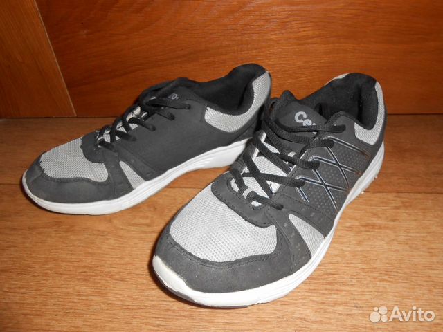 Кроссовки р.39-40 Кроссовки р.39-40
