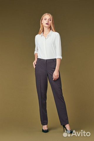 Капри 54-56р об-60 костюм.ткань. новые Капри 54-56р об-60 костюм.ткань. новые