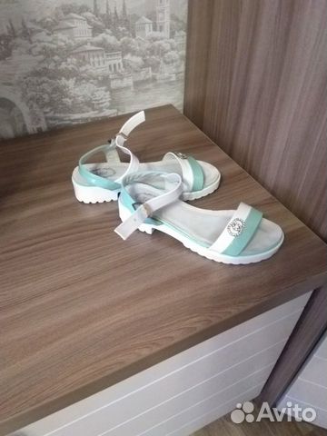 Босоножки для девочки