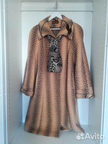 Пальто женское шерстяное 52 размер Пальто женское шерстяное 52 размер