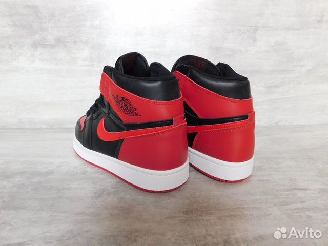 Кроссовки Air Jordan 1