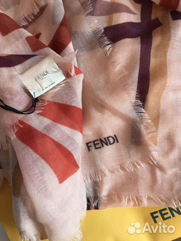 Fendi оригинал. Новый палантин Fendi оригинал. Новый палантин