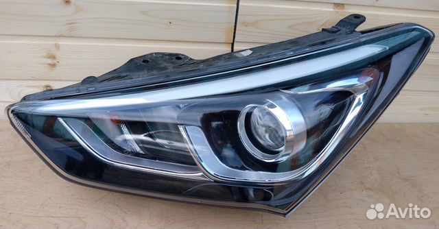 Фара левая Hyundai Santa Fe 3 рестайл 2015+ ксенон