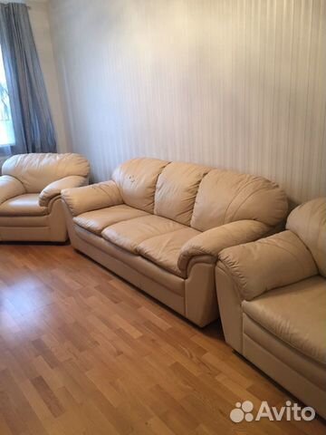 Диван кожаный и 2 кресла Диван кожаный и 2 кресла