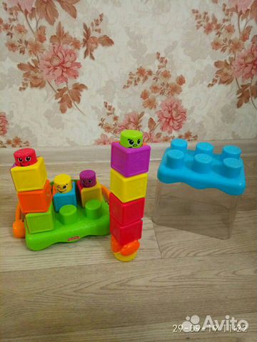 Кубики с сюрпризами Fisher price