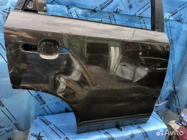 Задняя правая дверь Kia Sorento 2 Задняя правая дверь Kia Sorento 2