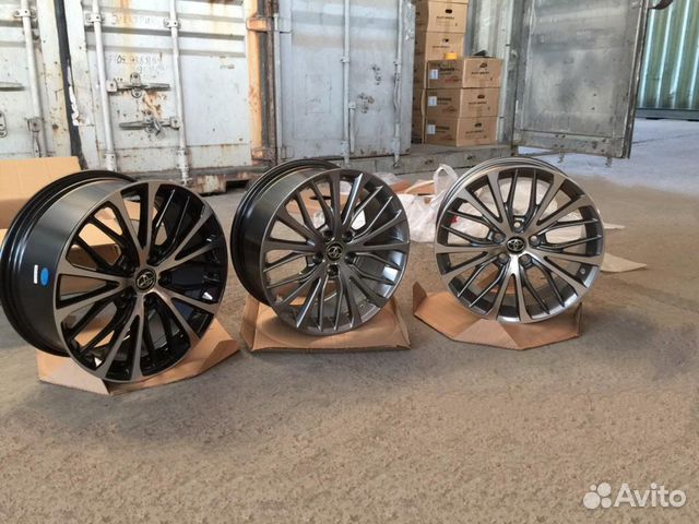 Новые Диски R18 5х114,3 на Toyota Camry Lexus Новые Диски R18 5х114,3 на Toyota Camry Lexus