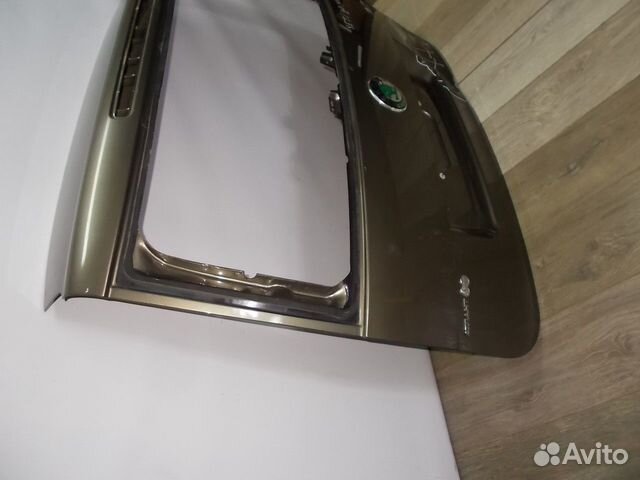 Крышка багажника бу Skoda Yeti OEM 5L6827025D