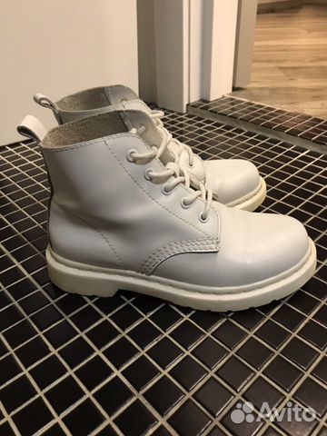 Ботинки кожаные белые Ботинки кожаные белые