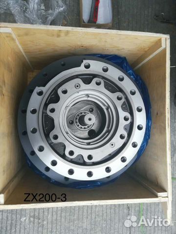 Редуктор хода на hitachi ZX200-3