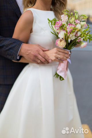 Сатиновое свадебное платье в стиле Dior