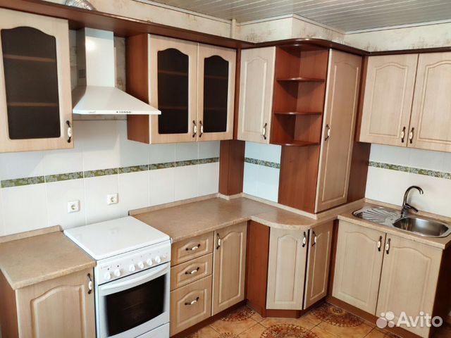 1-к квартира, 50 м², 4/10 эт.