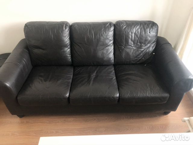 Диван-кровать чёрный кожаный