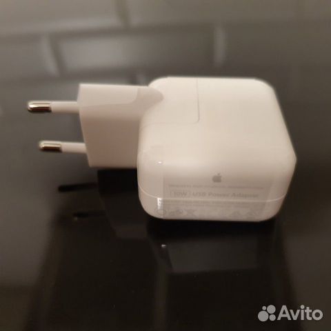 Оригинальный адаптер питания Apple USB 2.1А Оригинальный адаптер питания Apple USB 2.1А