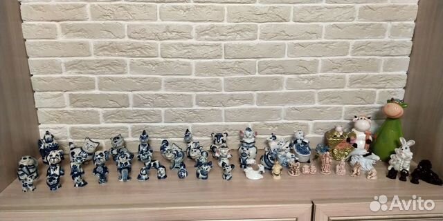 Статуэтки, фигурки, гжель