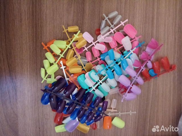 Накладные ногти типсы + клей Накладные ногти типсы + клей