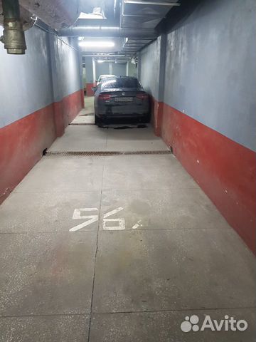 Машиноместо, > 30 м² Машиноместо, > 30 м²