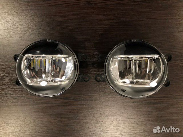 Фара противотуманная LED на Lexus