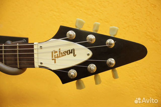 Gibson Flying V Faded 2005 + Подарки Gibson Flying V Faded 2005 + Подарки