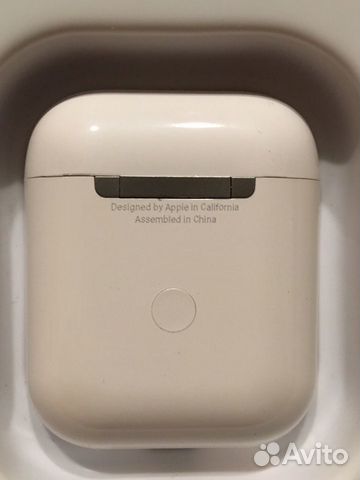 AirPods