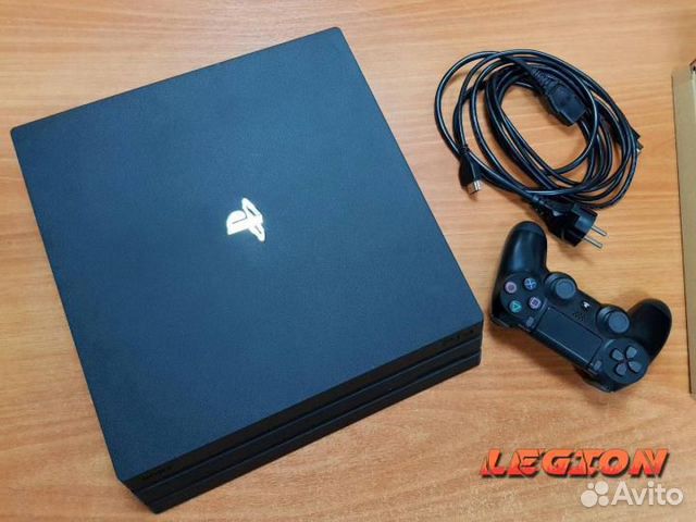 Sony PlayStation 4 Pro 1Tb + джойстик Sony PlayStation 4 Pro 1Tb + джойстик