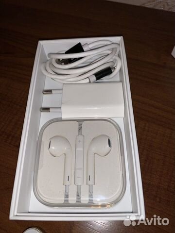 iPhone 5s gold 16гб