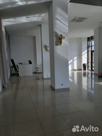 Сдам торговое помещение, 250.00 м²