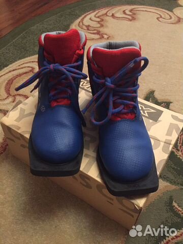 Лыжные ботинки Лыжные ботинки