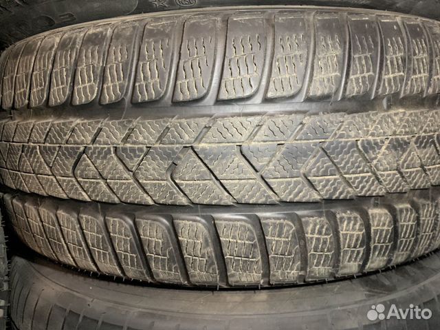 Pirelli Winter Sottozero Serie 3 255/45R20 105V Ru Pirelli Winter Sottozero Serie 3 255/45R20 105V Ru