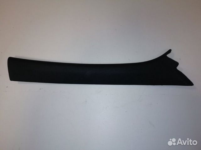 Обшивка стойки передняя правая Mercedes C250 W204