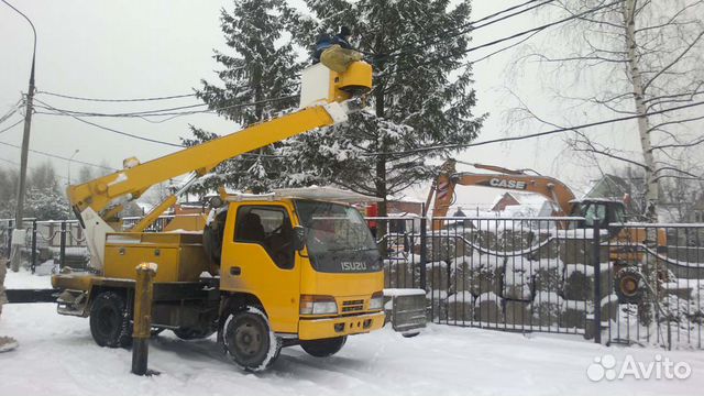Аренда автовышки и услуги спецтехники Аренда автовышки и услуги спецтехники