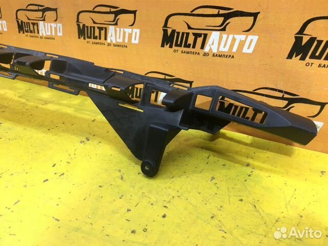 Кронштейн бампера передний Mercedes Cls W218