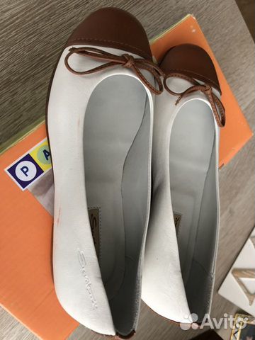 Туфли балетки новые для девочки из Италии Santoni Туфли балетки новые для девочки из Италии Santoni
