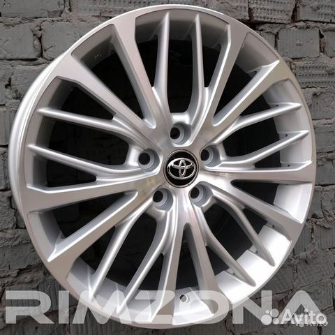 Новые диски Toyota Camry V70 R18 на Lexus, Toyot Новые диски Toyota Camry V70 R18 на Lexus, Toyot