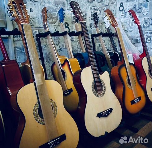 Гитара классическая светлая новая 4,4