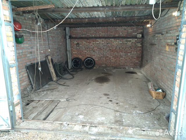 Гараж, > 30 м²