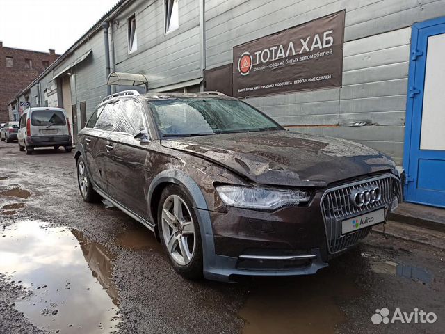 Audi A6 3.0 AMT, 2012, битый, 98 000 км Audi A6 3.0 AMT, 2012, битый, 98 000 км