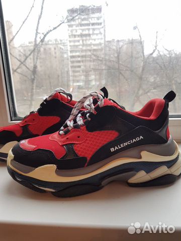Кроссовки Balenciaga Triple S новые Кроссовки Balenciaga Triple S новые