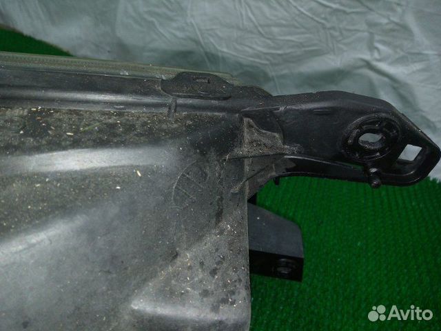 Фара левая Mitsubishi Pajero V75W 6G74 1999