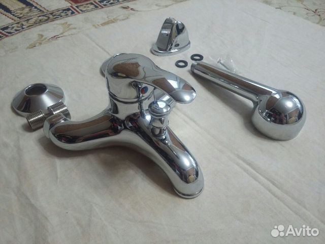 Смеситель для ванны Смеситель для ванны