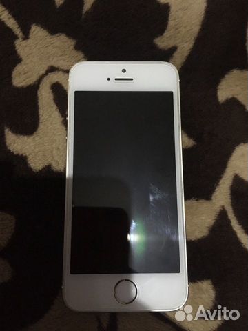 Телефон iPhone