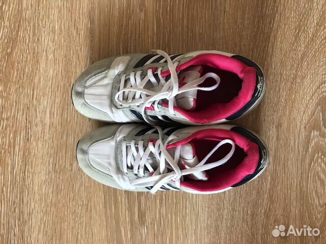 Кроссовки adidas