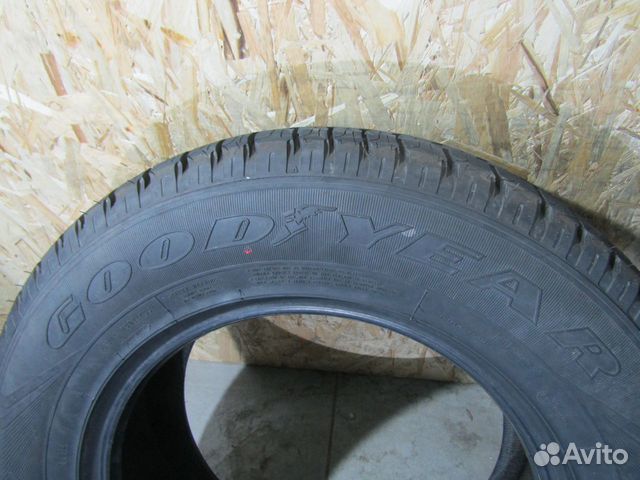 Всесезонные шины бу goodyear wrangler 235/70 R17