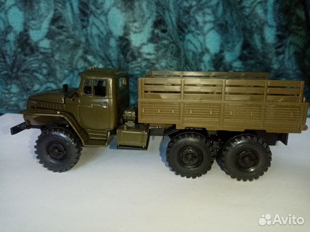 Модель 1 : 43 Урал 4320 новый